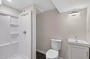 771 Aurora Ave, Saint Paul, MN 55104 - Photo 28