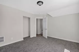 771 Aurora Ave, Saint Paul, MN 55104 - Photo 20