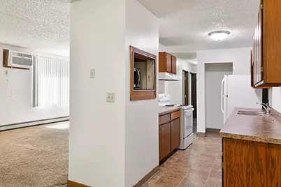 1111 7th Avenue S, Saint Cloud, MN 56301 - Photo 10