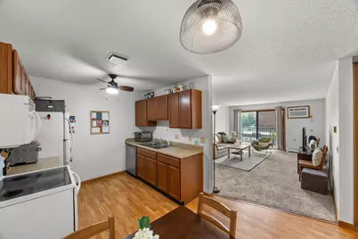 4 Pine Tree Drive #212, Arden Hills, MN 55112 - Photo 6