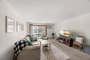 4 Pine Tree Dr, Arden Hills, MN 55112 - Photo 2