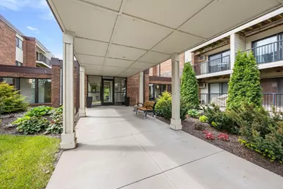 4 Pine Tree Drive #212, Arden Hills, MN 55112 - Photo 18