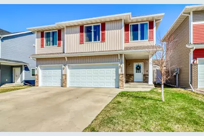 6267 59th Avenue S, Fargo, ND 58104 - Photo 2