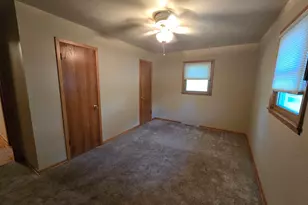 1106 6th Ave SW, Pipestone, MN 56164 - Photo 12