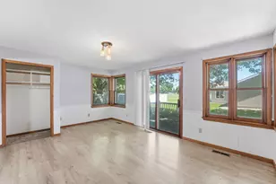 1413 12th St SE, Willmar, MN 56201 - Photo 10