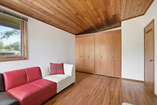8015 Wynnwood Rd, Golden Valley, MN 55427 - Photo 22