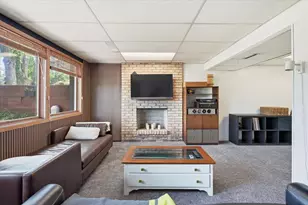 8015 Wynnwood Rd, Golden Valley, MN 55427 - Photo 26