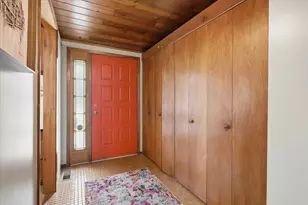 8015 Wynnwood Rd, Golden Valley, MN 55427 - Photo 6