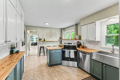 531 Locust Street, Chaska, MN 55318 - Photo 8