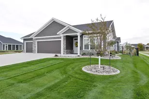 4078 49th Ave S, Fargo, ND 58104 - Photo 2