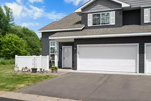 1796 Calhoun Ct S, Cambridge, MN 55008 - Photo 2