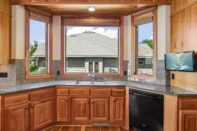 10058 Indigo Drive, Eden Prairie, MN 55347 - Photo 26