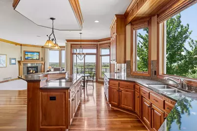 10058 Indigo Drive, Eden Prairie, MN 55347 - Photo 24