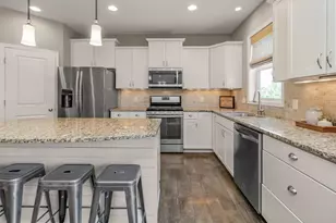 9231 Lighthouse Ln, Woodbury, MN 55129 - Photo 14