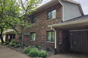 1601 Cohansey St, Saint Paul, MN 55117 - Photo 2