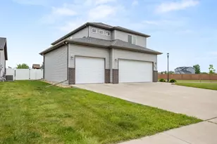 3590 49th St S, Fargo, ND 58104 - Photo 38