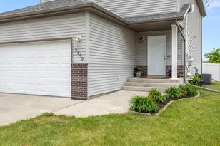 3590 49th St S, Fargo, ND 58104 - Photo 2