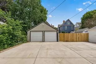 2304 26th Ave S, Minneapolis, MN 55406 - Photo 8