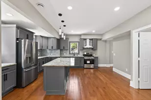 2304 26th Ave S, Minneapolis, MN 55406 - Photo 2