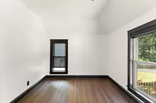 1723 Hewitt Ave, Saint Paul, MN 55104 - Photo 20