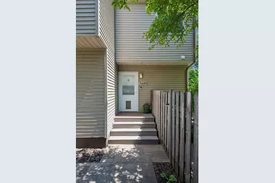 3480 Greenwood Court S, Eagan, MN 55122 - Photo 4