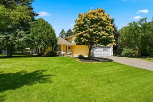 7470 Atherton Way, Eden Prairie, MN 55346 - Photo 28