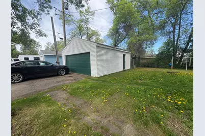 2835 8th Avenue E, Hibbing, MN 55746 - Photo 14