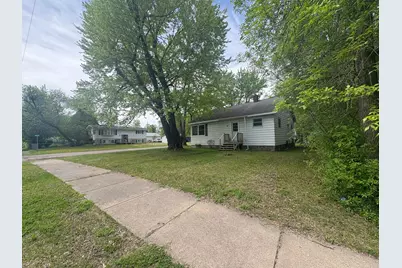 2835 8th Avenue E, Hibbing, MN 55746 - Photo 1