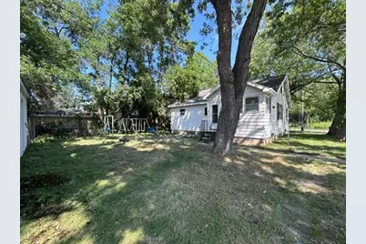 2835 8th Avenue E, Hibbing, MN 55746 - Photo 4