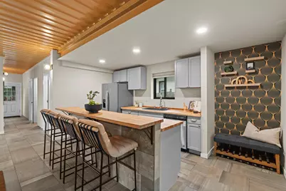 2434 Irving Avenue N, Minneapolis, MN 55411 - Photo 18