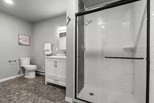 2434 Irving Ave N, Minneapolis, MN 55411 - Photo 42