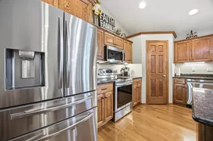 4724 Lavonne Ct S, Fargo, ND 58104 - Photo 14