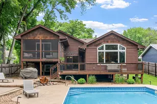 7611 Paulsen Dr, Eden Prairie, MN 55346 - Photo 46