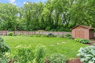 7611 Paulsen Dr, Eden Prairie, MN 55346 - Photo 44