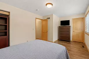 7611 Paulsen Dr, Eden Prairie, MN 55346 - Photo 22