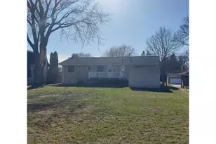 6325 Halifax Ave S, Edina, MN 55424 - Photo 2