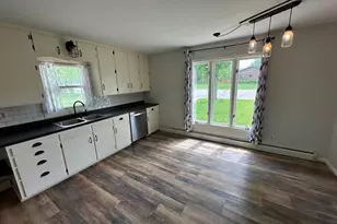 824 Irving Ave SW, Wadena, MN 56482 - Photo 8