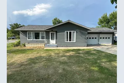 824 Irving Avenue SW, Wadena, MN 56482 - Photo 1