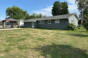 824 Irving Ave SW, Wadena, MN 56482 - Photo 30