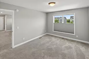 11210 Meadow View Ln, Maple Grove, MN 55311 - Photo 46