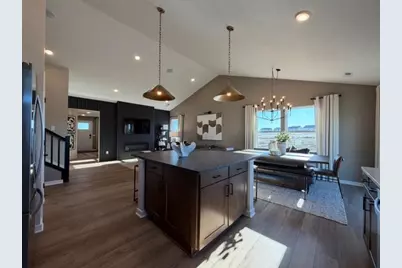 1649 Lund Way, Shakopee, MN 55379 - Photo 1