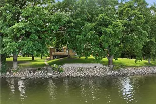 2121 Country Club Dr NE, Willmar, MN 56201 - Photo 4
