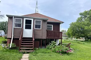 301 W 3rd St, Sherburn, MN 56171 - Photo 34