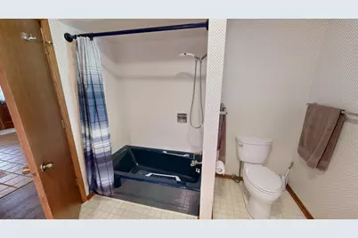 2100 4th Avenue SE, Willmar, MN 56201 - Photo 28