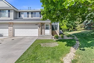 12598 74th Avenue N, Maple Grove, MN 55369 - Photo 2