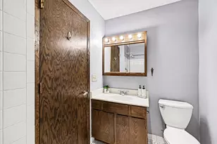6085 Lincoln Dr, Edina, MN 55436 - Photo 12