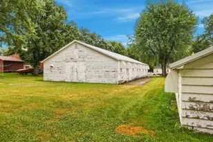 221 11th St, Albany, MN 56307 - Photo 32
