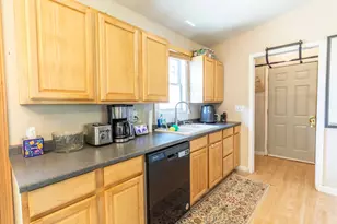 617 Cedar Ln, Moorhead, MN 56560 - Photo 10