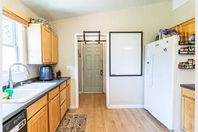 617 Cedar Lane, Moorhead, MN 56560 - Photo 12