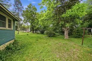 402 Stewart Rd, Willernie, MN 55090 - Photo 32